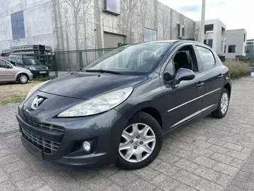 Peugeot 207 2012 photo 2
