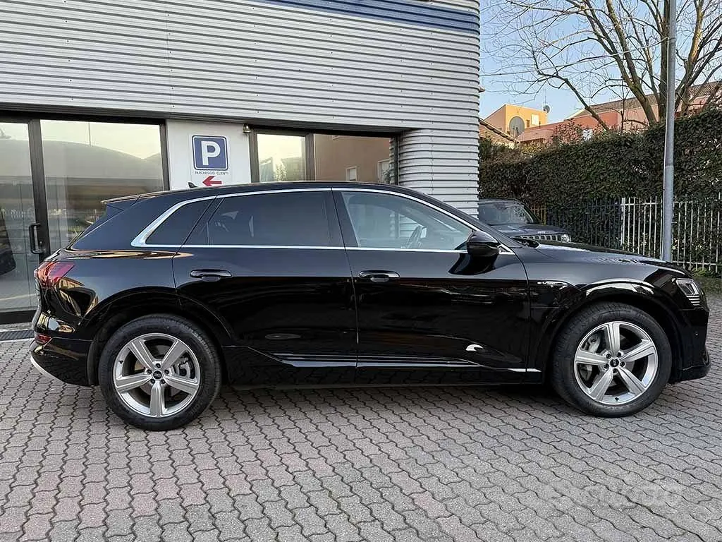 Audi E-Tron 2021 photo 4