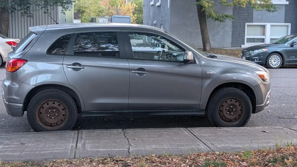 Mitsubishi Rvr 2012 photo 4