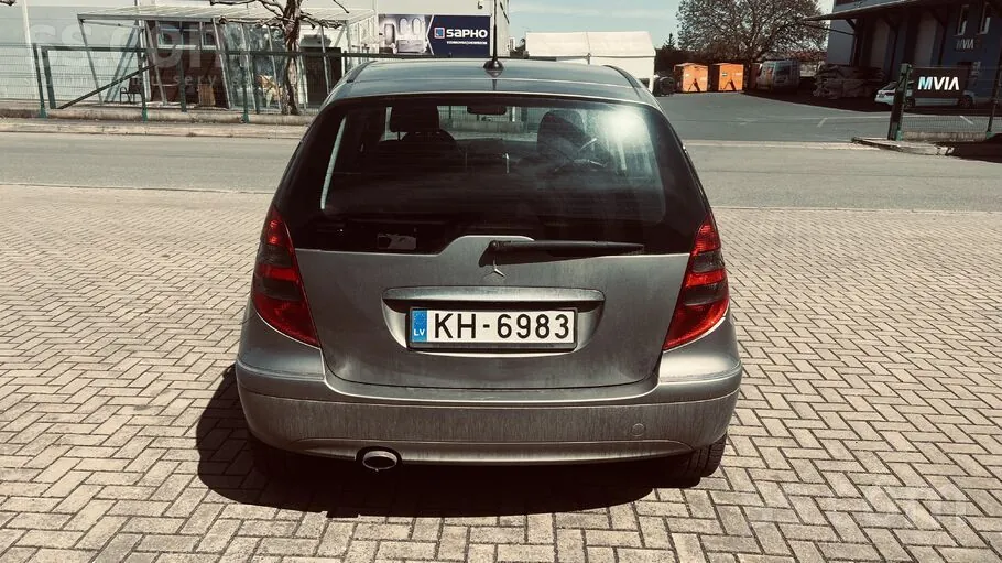 Mercedes-Benz A180 2006 photo 4