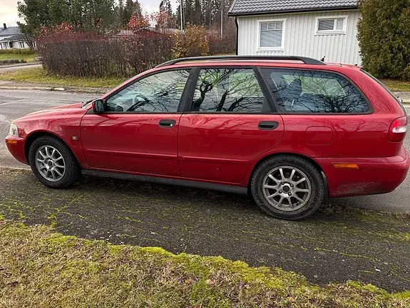 Volvo V40 2003 photo 4