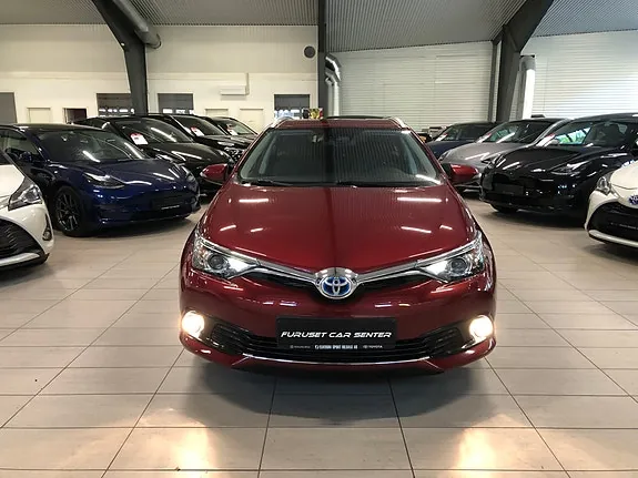 Toyota Auris 2017 photo 3