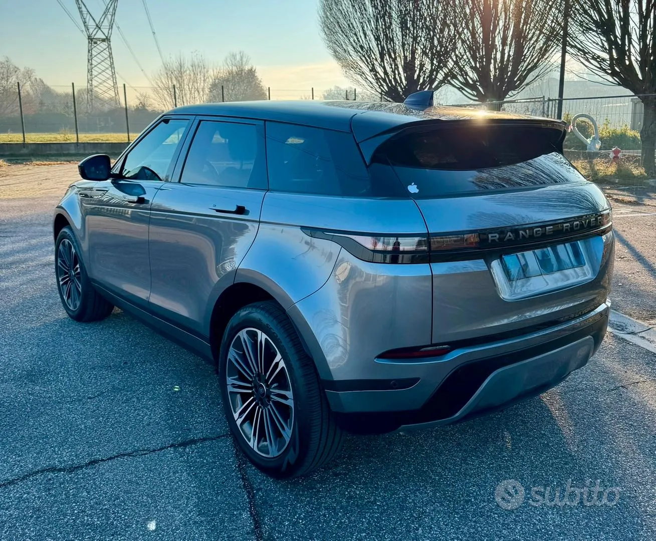 Land Rover Range Rover Evoque 2024 photo 4