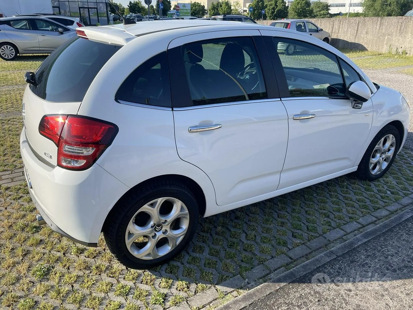Citroen C3 2011 photo 5