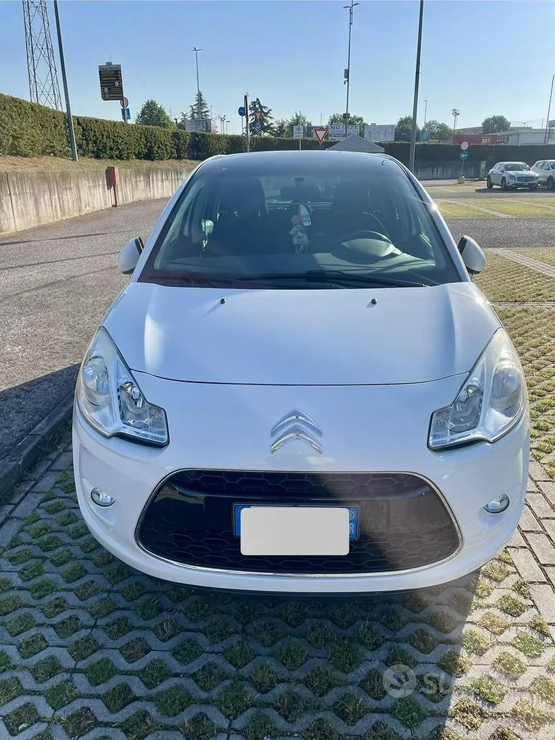 Citroen C3 2011 photo 2