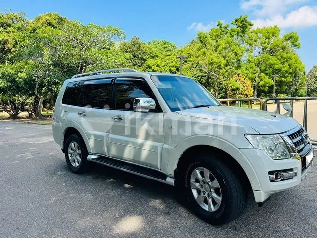 Mitsubishi Montero