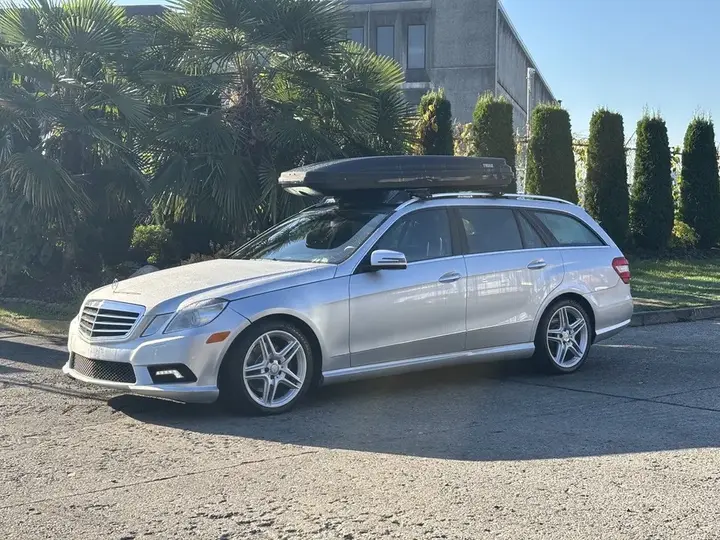 Mercedes-Benz E-Class 2011 photo 5
