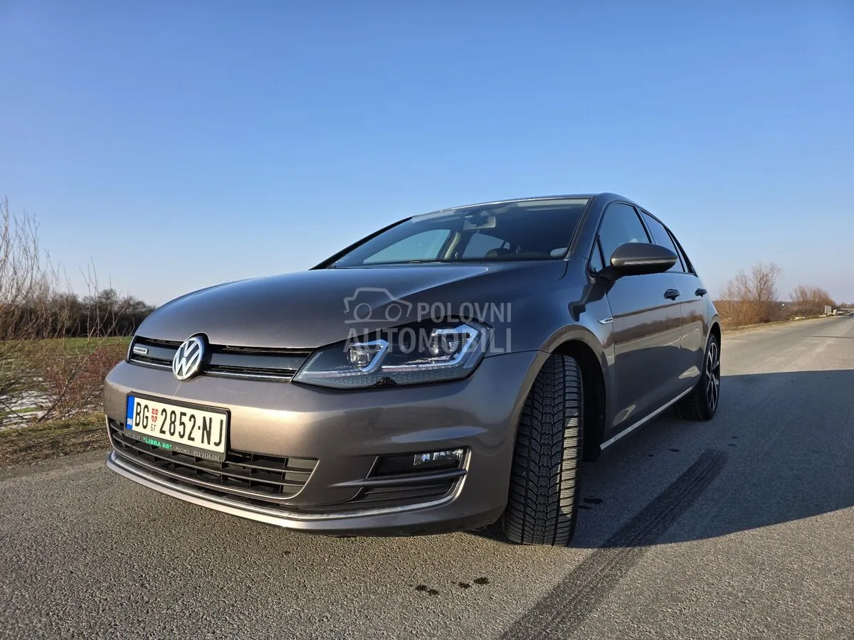 Volkswagen Golf 2015 photo 2
