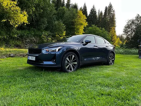 Polestar 2 2022 photo 2