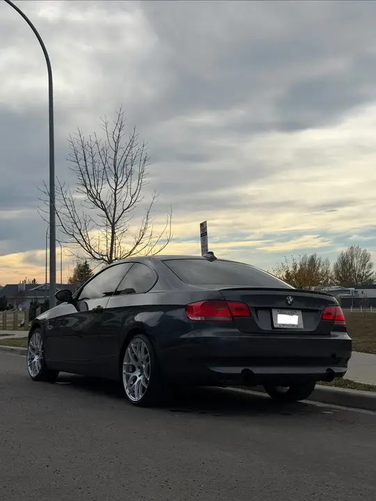 BMW 335Xi 2008 photo 3