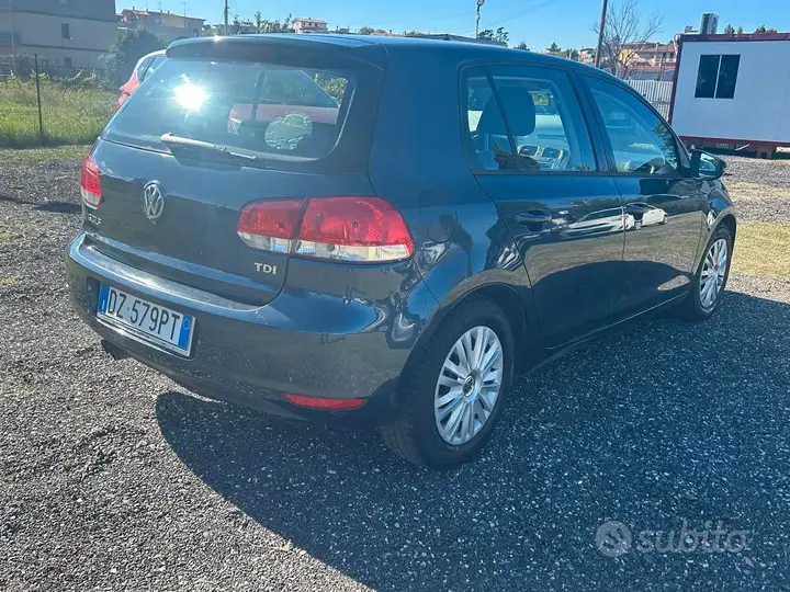 Volkswagen Golf 2010 photo 5