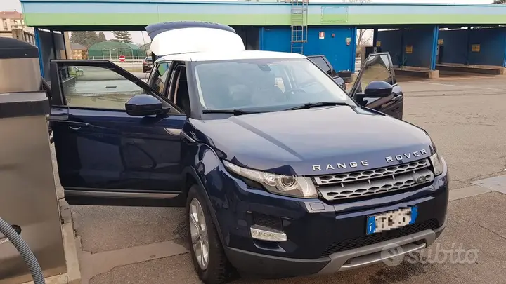 Land Rover Evoque 2015 photo 2