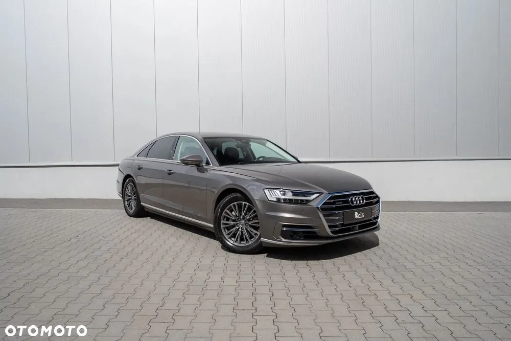 Audi A8 2019 photo 2