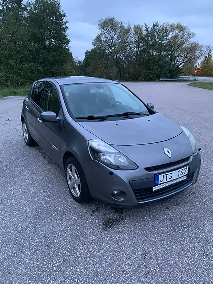 Renault Clio 2011 photo 4