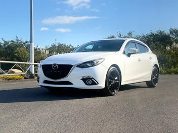 Mazda Axela 2016 photo 2