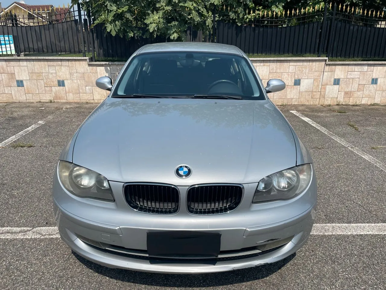 BMW 1 Series 2009 photo 2