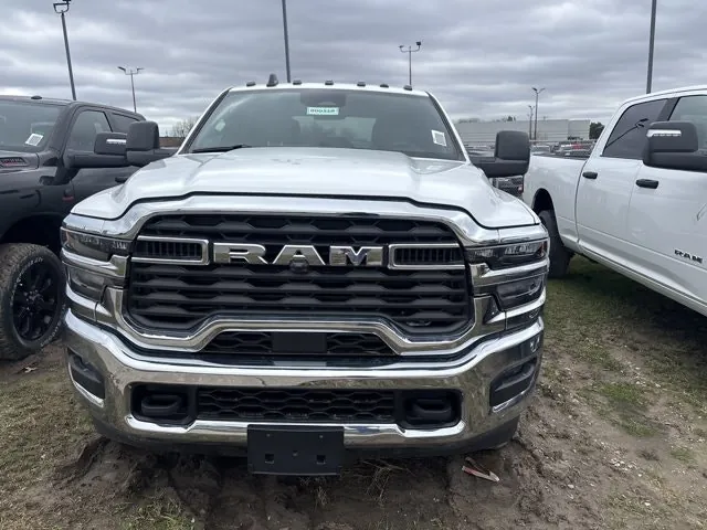 Ram 3500 2026 photo 2