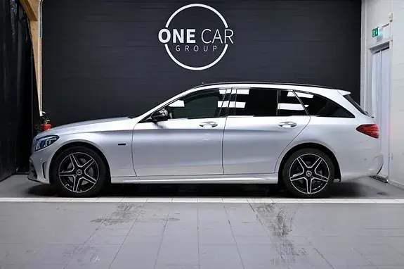 Mercedes-Benz C 300 2021 photo 4