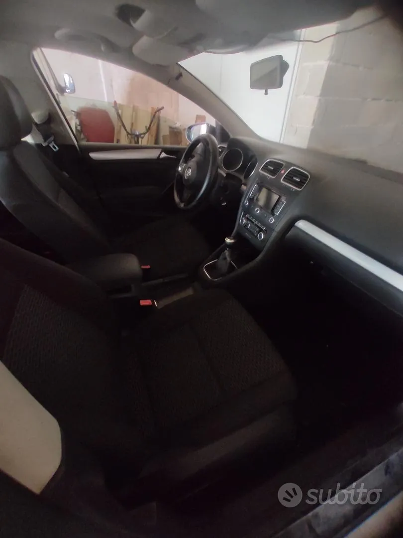 Volkswagen Golf 2009 photo 4