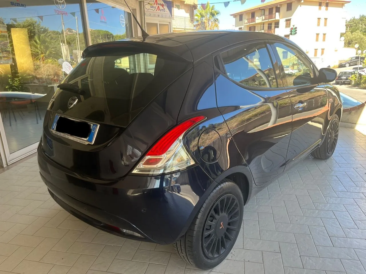 Lancia Ypsilon 2019 photo 2