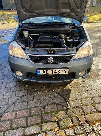 Suzuki Liana