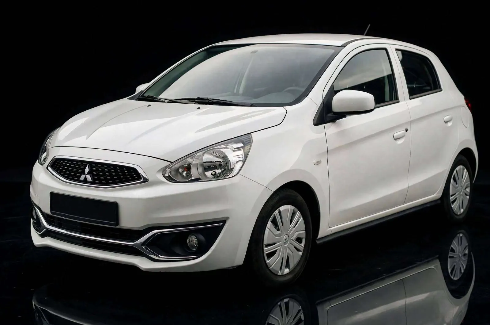 Mitsubishi Space Star 2018 photo 2