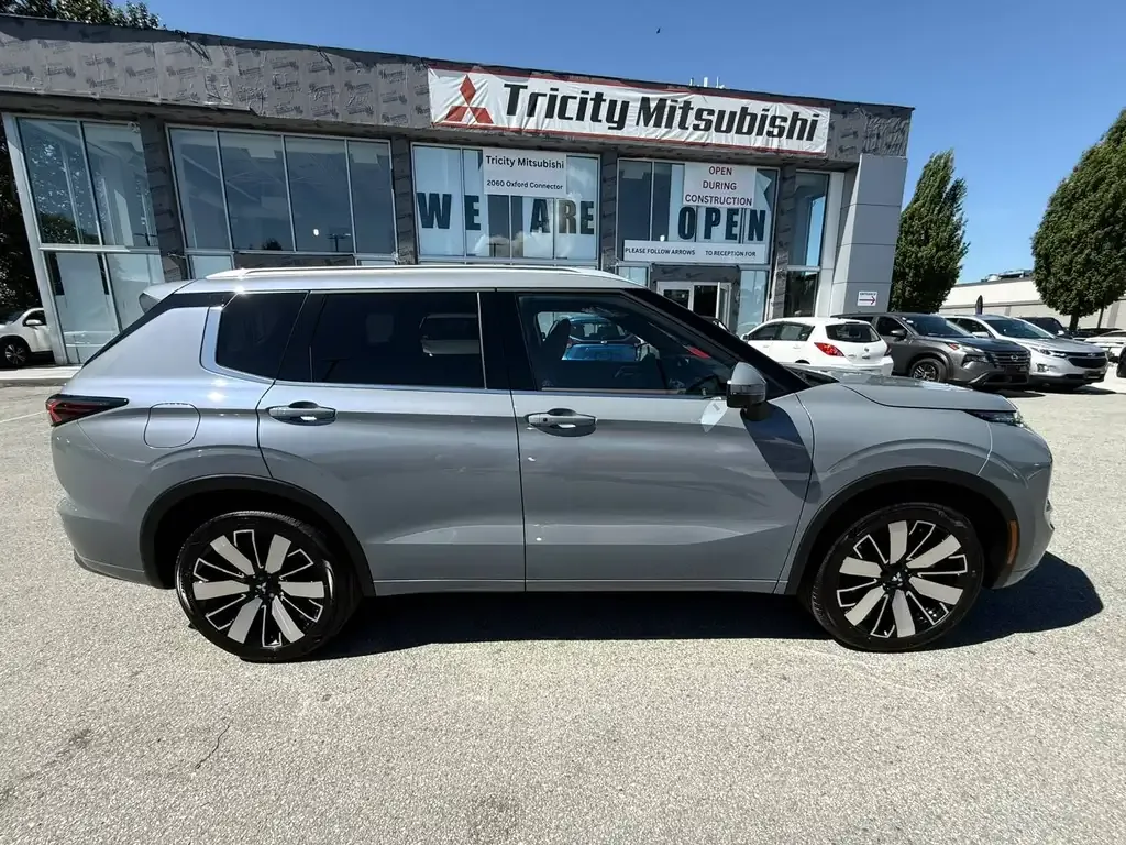 Mitsubishi Outlander 2026 photo 5