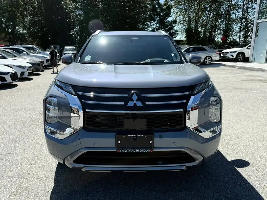 Mitsubishi Outlander 2026 photo 3