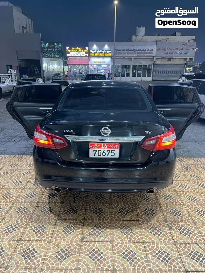 Nissan Altima