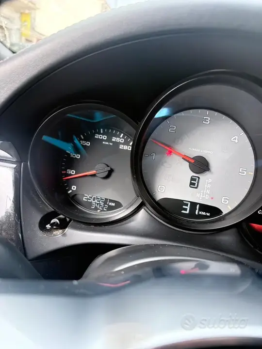 Porsche Macan 2015 photo 2