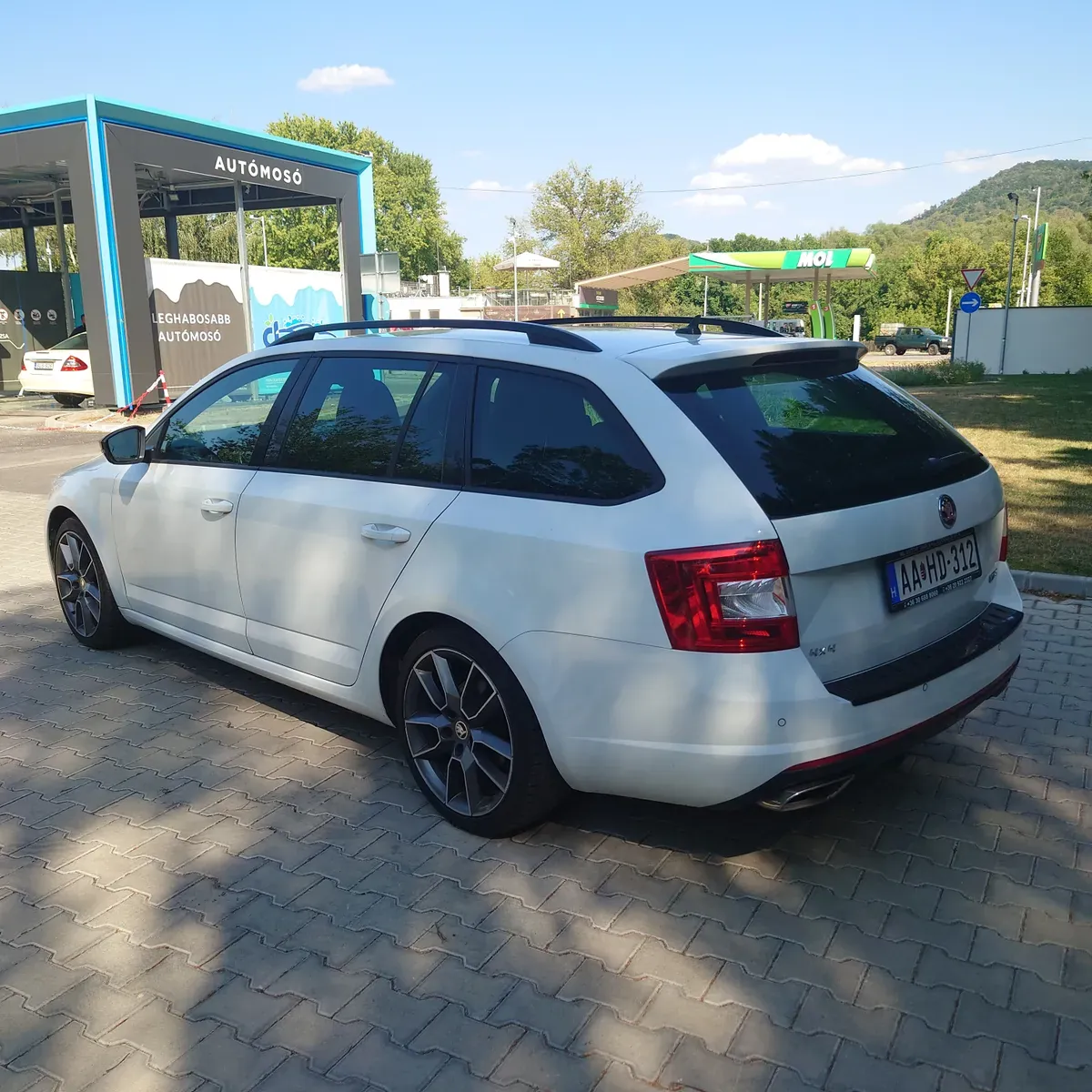 Skoda Octavia 2015 photo 3