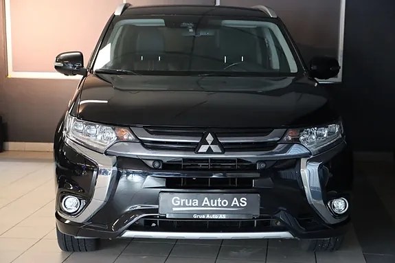 Mitsubishi Outlander 2017 photo 2