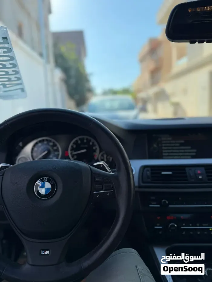 BMW 5 Series 2016 photo 2