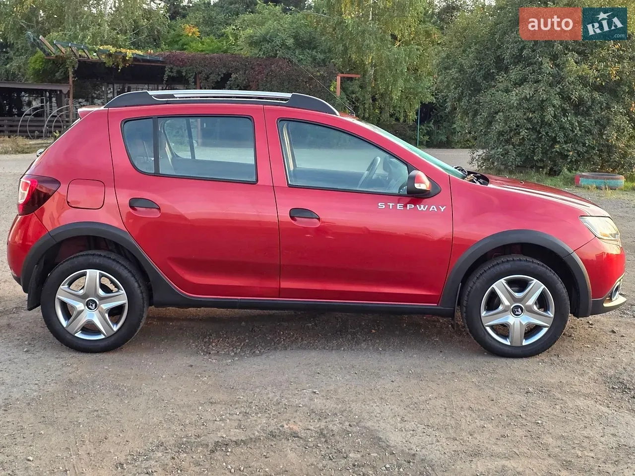 Renault Sandero 2015 photo 4
