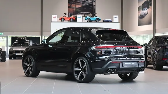 Porsche Macan T 2023 photo 2