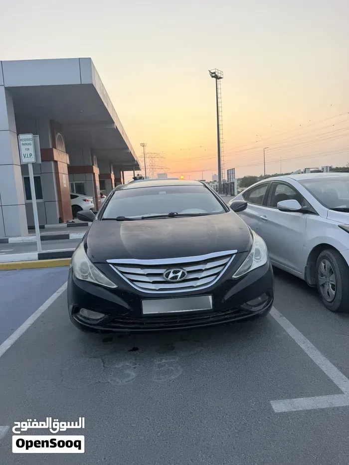 Hyundai Sonata 2011 photo 2