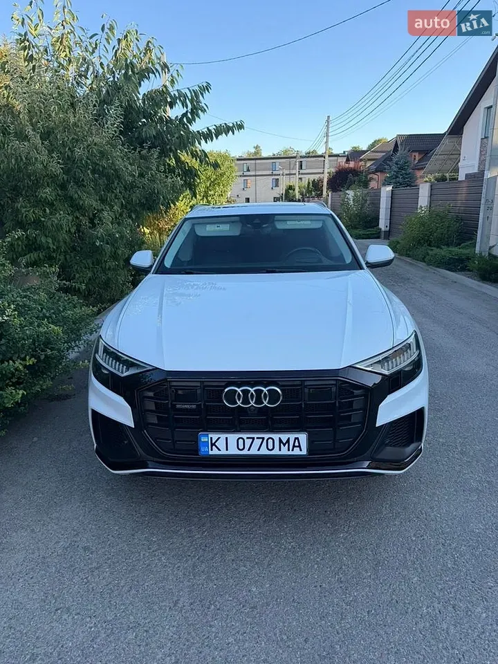 Audi Q8 2019 photo 2