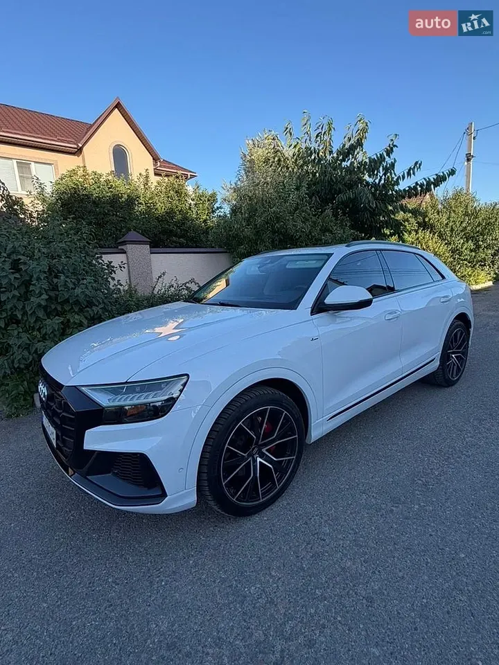 Audi Q8 2019 photo 5