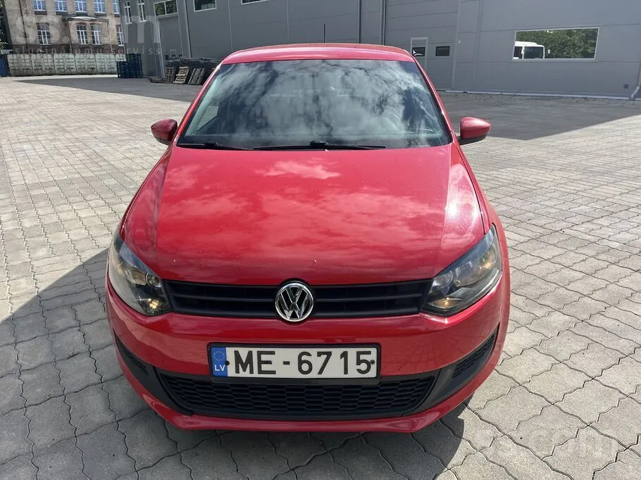 Volkswagen Polo 2014 photo 2