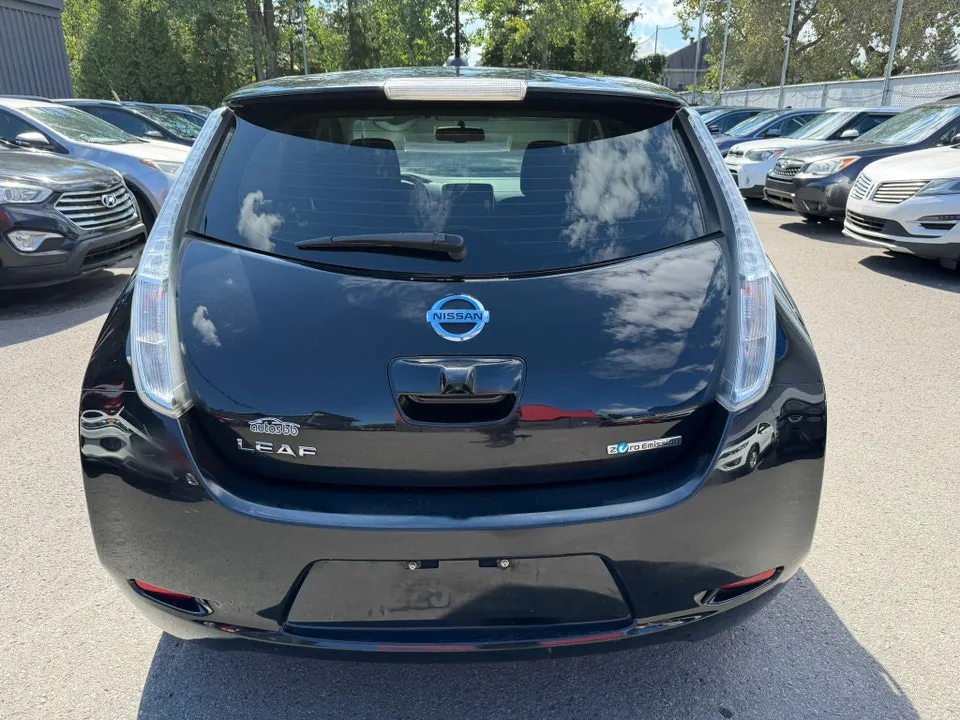 Nissan Leaf 2016 photo 3
