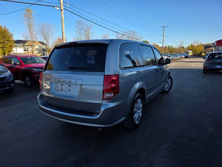 Dodge Grand Caravan 2015 photo 5