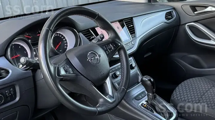 Opel Astra 2017 photo 5