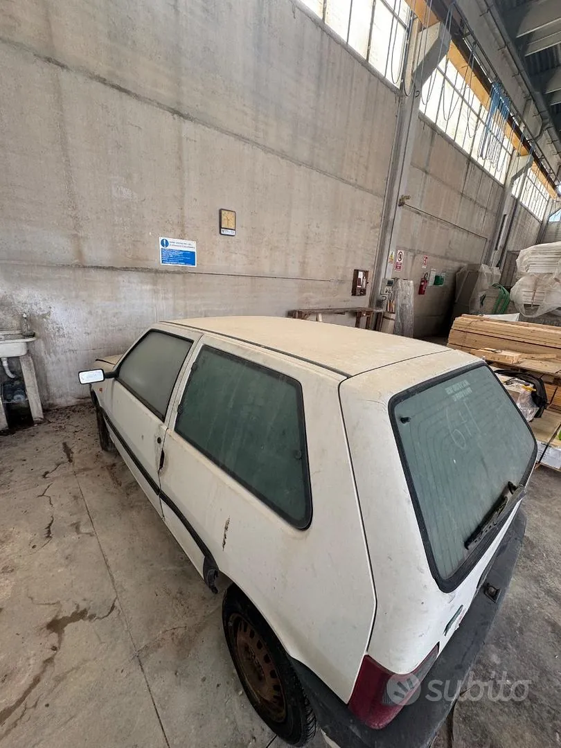 Fiat Uno 1990 photo 2
