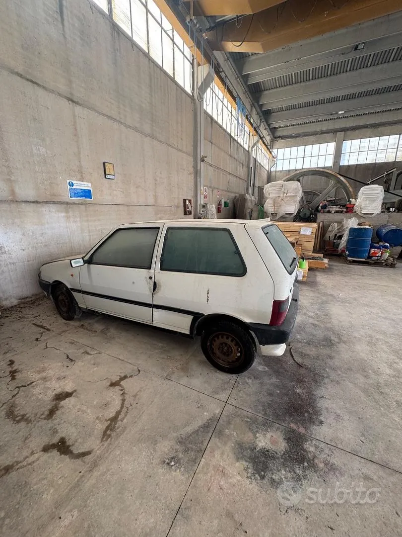 Fiat Uno 1990 photo 3