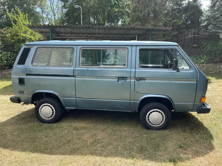 Volkswagen T3 1988 photo 3