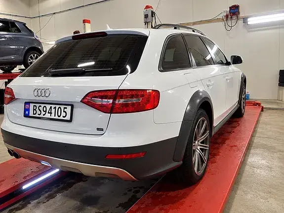 Audi A4 Allroad 2013 photo 5