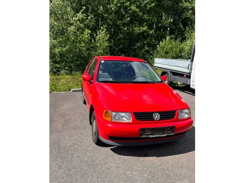 Volkswagen Polo 1999 photo 2