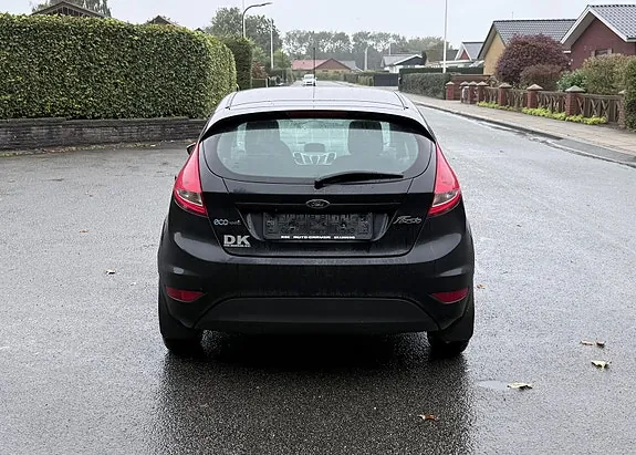 Ford Fiesta 2010 photo 5