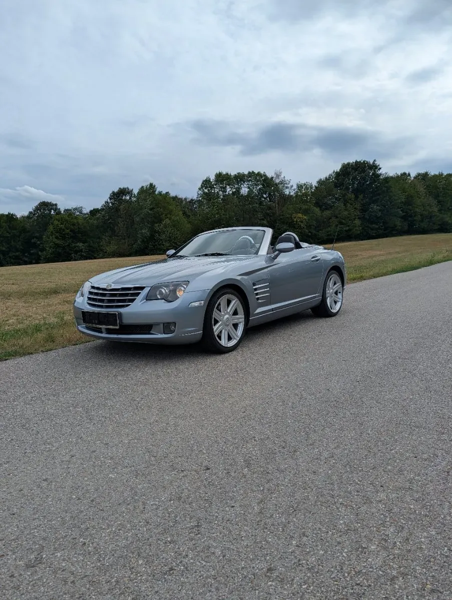 Chrysler Crossfire 2004 photo 2