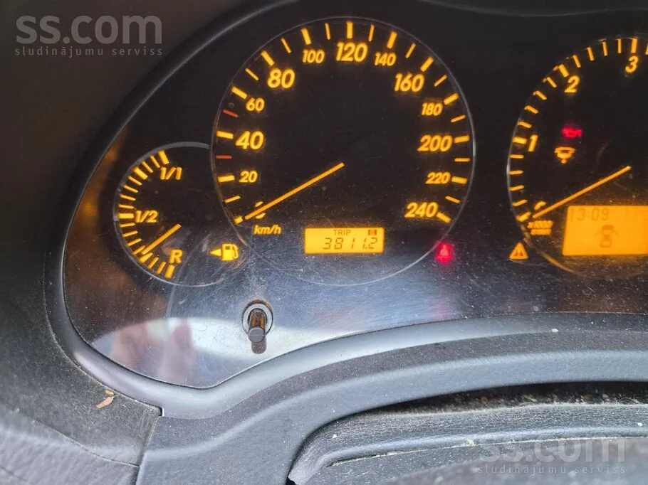 Toyota Avensis 2008 photo 5
